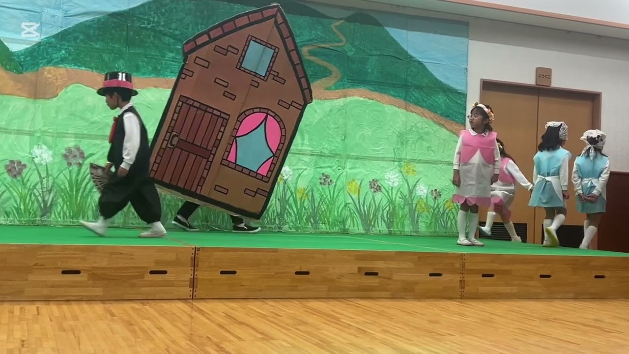 Via as Thumbelina (Oyayubi-hime) | School Play