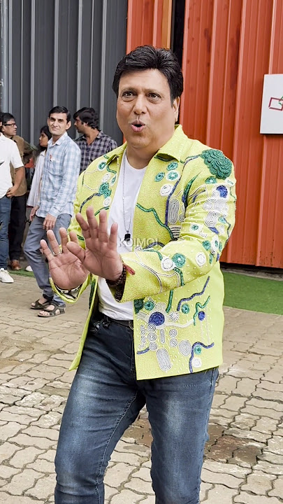 Govinda spotted in the filmcity posing for the cameras in unique style 🤩😎