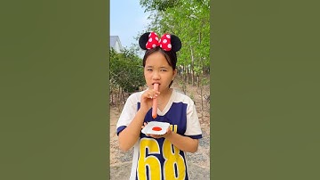 Lần Đầu Ăn Xúc Xích Với Tương Ớt 🌶️ | @shortworld6188 #funny #howto #sausage #chilisauce