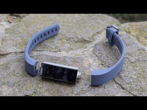 is fitbit 3 waterproof