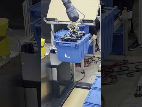 Not just boxes. Palletize totes, bags, cases, cartons, and any unique packaging with custom grippers