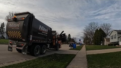 Pellitteri 536 Mack LR labrie automizer FLYING through trash