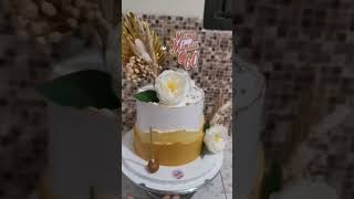 Elegant Golden Yellow Cake.#shortvideo #viralvideo #cake #cakedesign