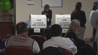 Mexican citizens living in Dallas vote in Mexican elections on Sunday