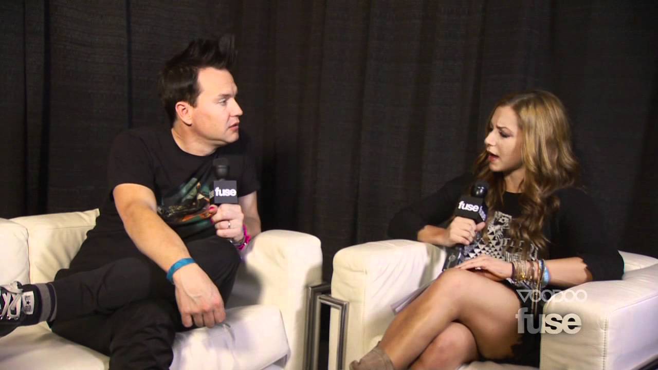 Blink-182's 'Neighborhoods' Is Dark - And Mark Hoppus Likes It - Voodoo 2011