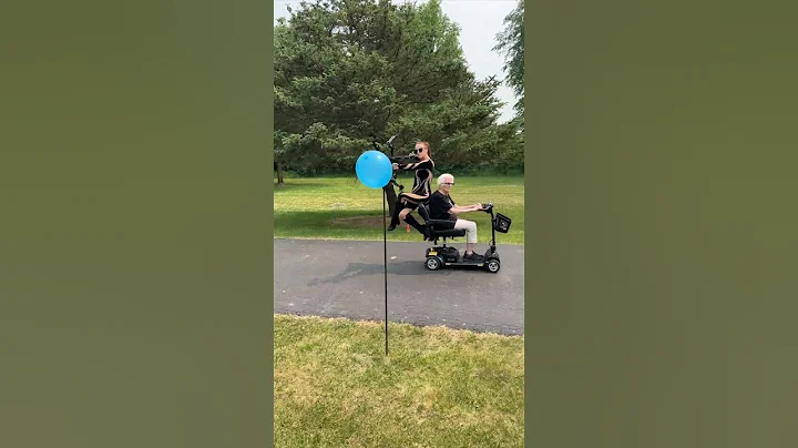 The Mobility Scooter Drive-by | Ross Smith - DayDayNews