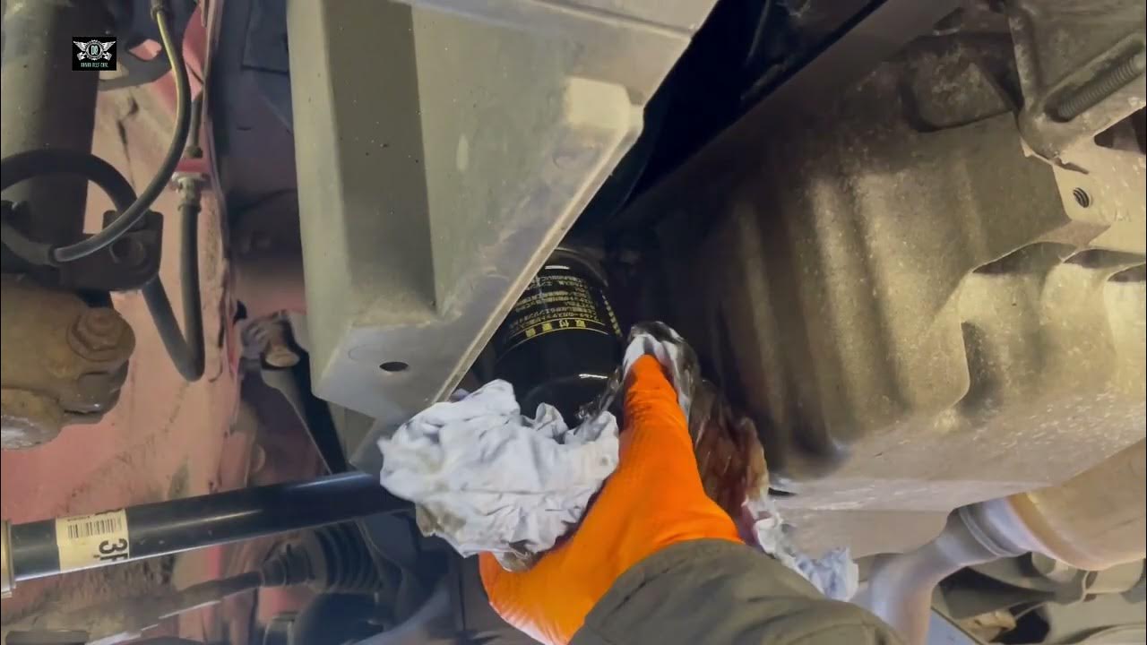 Toyota Aygo 2017 oil and filter, air filter change coolant check