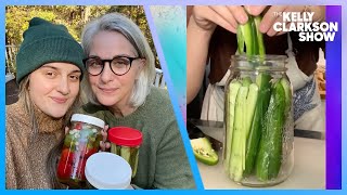 Kelly Clarkson Meets TikTok's Biggest Pickle Aficionado