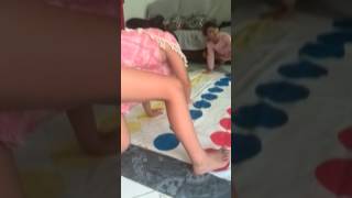 Jugando Twister