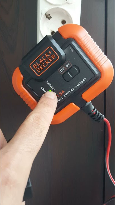 How to use your Black+Decker 6V - 12V automotive smart battery charger 4Amp  