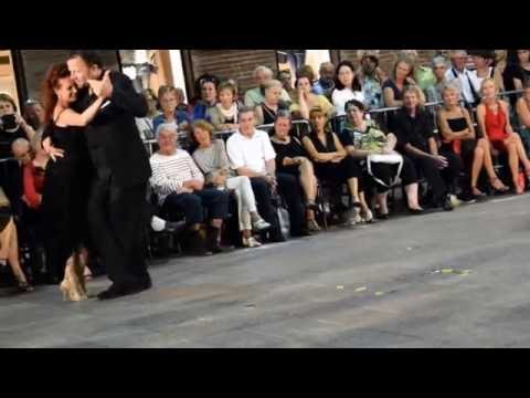 0543 Pilar Alvarez et Claudio Hoffmann démo  Milonga Perpignan 4 de 9
