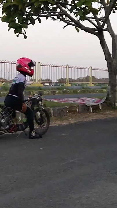 Kecelakaan Drag Bike Motor Terbang😱#dragbike #balapmotor #shortsvideo #shorts #viral #Tiktok #crash