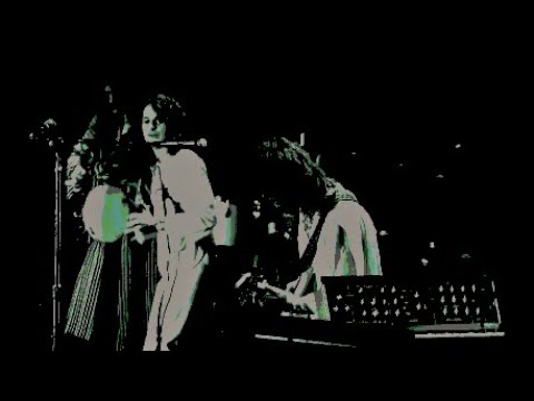 Yes - Long Beach Arena, Long Beach, CA, March 19, 1974 - YouTube