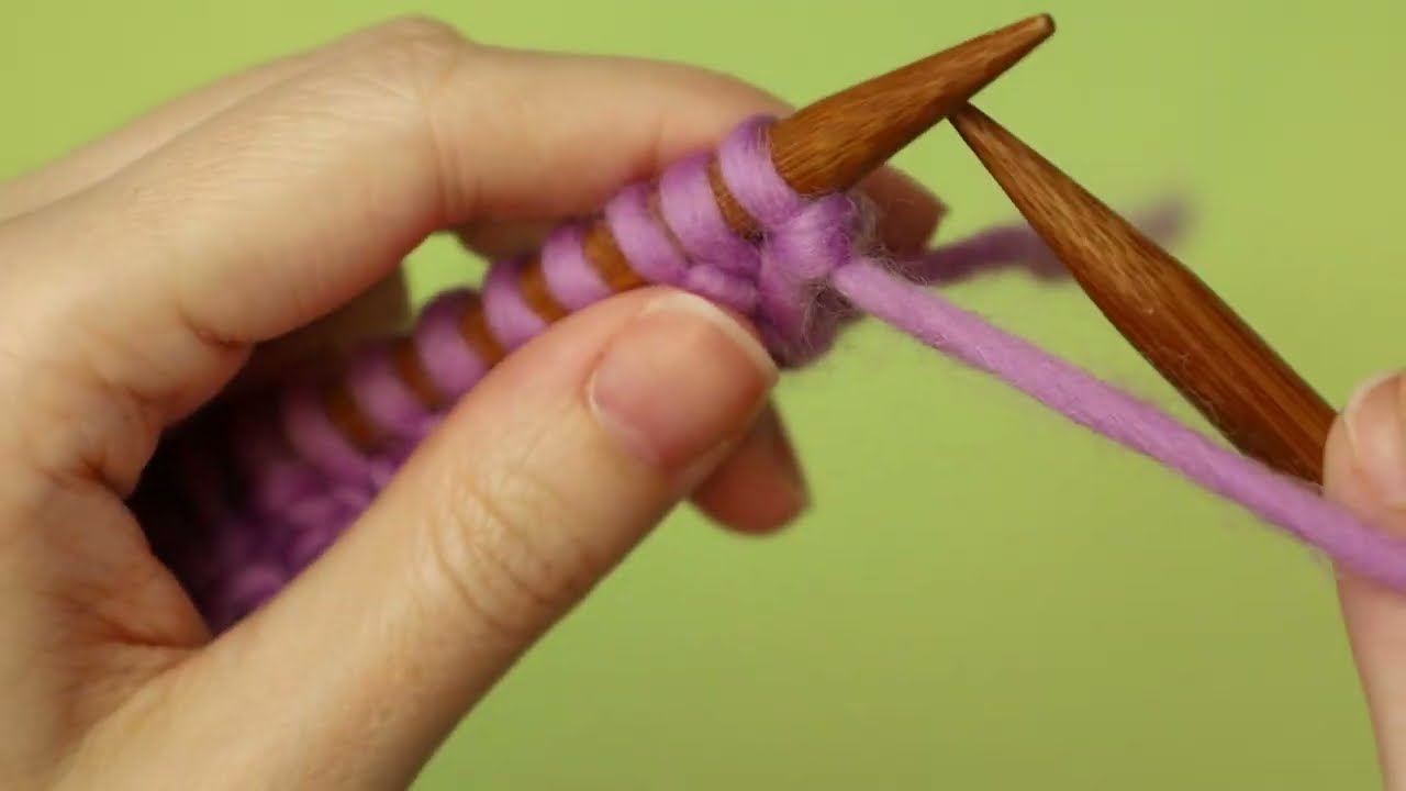 №105 ✨Un punto muy elegante para prendas de invierno ⛄ es reversible y no se enrosca 😉