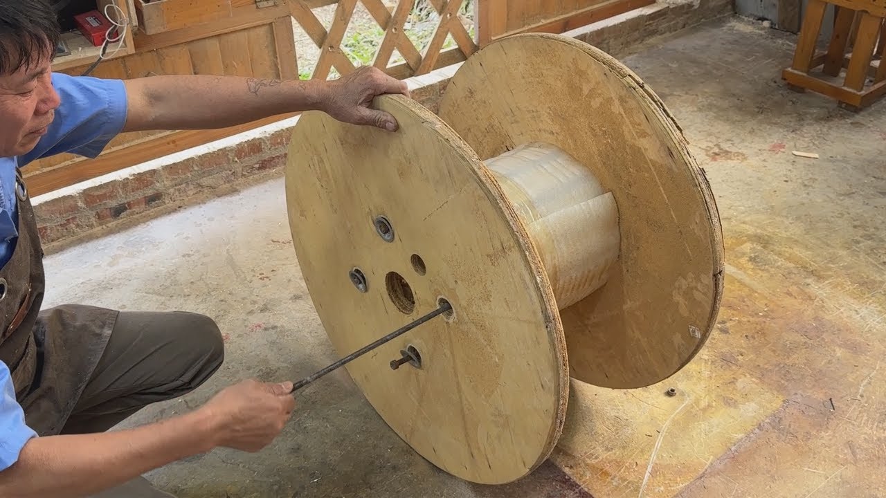 Engineering Thinking Helps To Effectively Utilize Waste Wood // Stunning Dog House Design