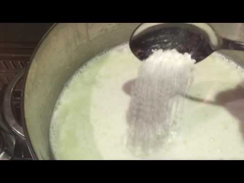 Video: Come Fare La Ricotta Dal Latte Acido A Casa