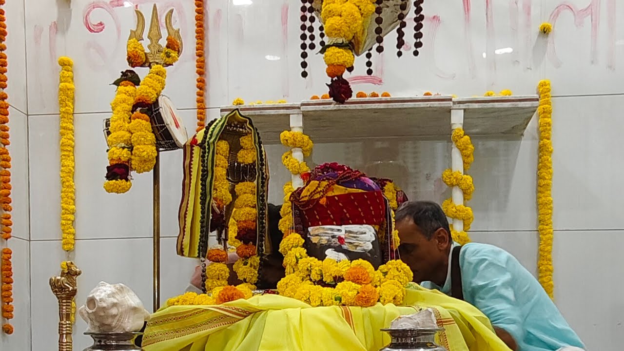 बाबा रामदेव भक्त मंडल (मगरा-छेत्र) सूरत, का 1073 वां भजन कीर्तन - विनायका हाइट परिवार द्वारा- 08/03