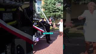 Die Flasche wollte einfach nicht zerbrechen! 🥂