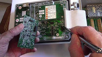 W600: Installing a new sensor input card.