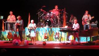 Swingin&#39; Hula Girl - Jimmy Buffett @ Jiffy Lube Live 9/1/12