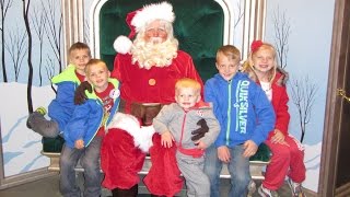 Meeting Santa at Disneyland - What Do the Kids Ask Him For??