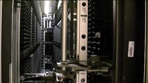 Supercomputing - Robots Move Data Inside NCAR