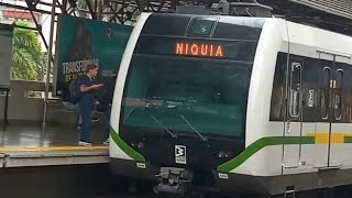 Metro de Medellín | Estación Parque berrio / Entrada y salida de trenes MAN modernizados