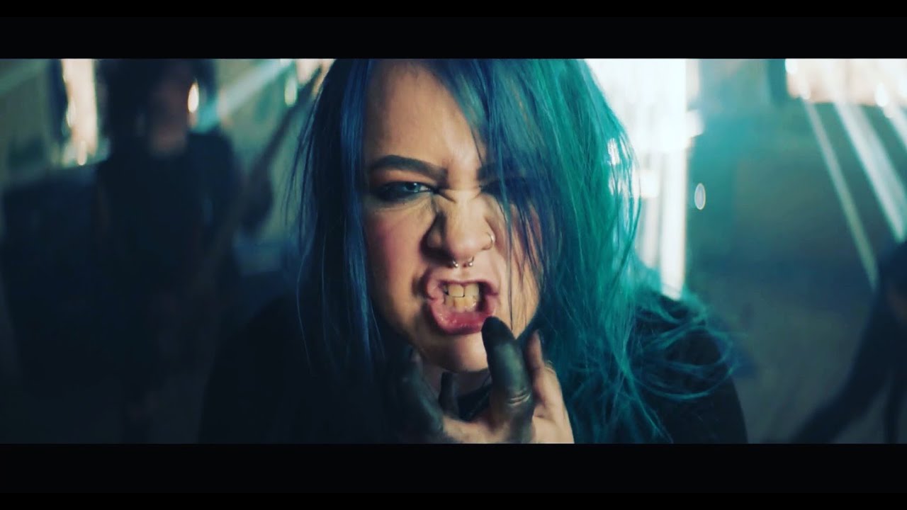 在 YouTube 上观看 Casket Robbery - Post-Mortem (OFFICIAL MUSIC VIDEO)