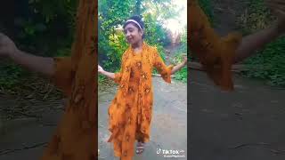 হট ডান্স #new #duet #danceperformance #nature #vlogger #ytshorts #religion #vlog #duetdance #funny