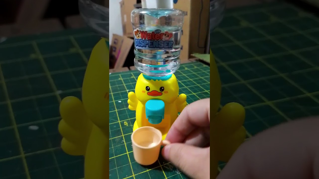 Abrindo brinquedo Maristo: Dispenser de água 5 Patinho