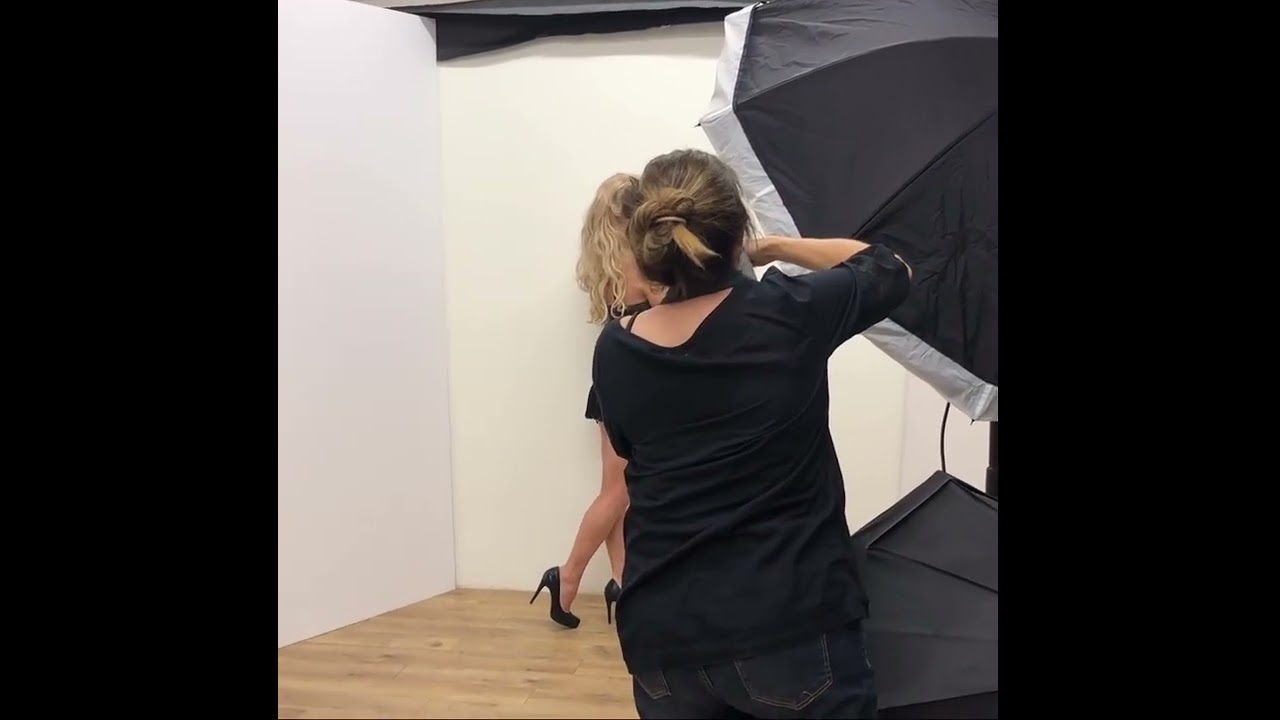 Christina loves being pampered and the center of attention!  💃 💄 💅🏻 💋💕💋