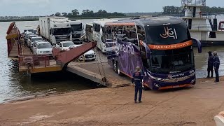 Olha trabalho que deu esse ônibus para sair da balsa, Travessia da balsa rio Tapajós