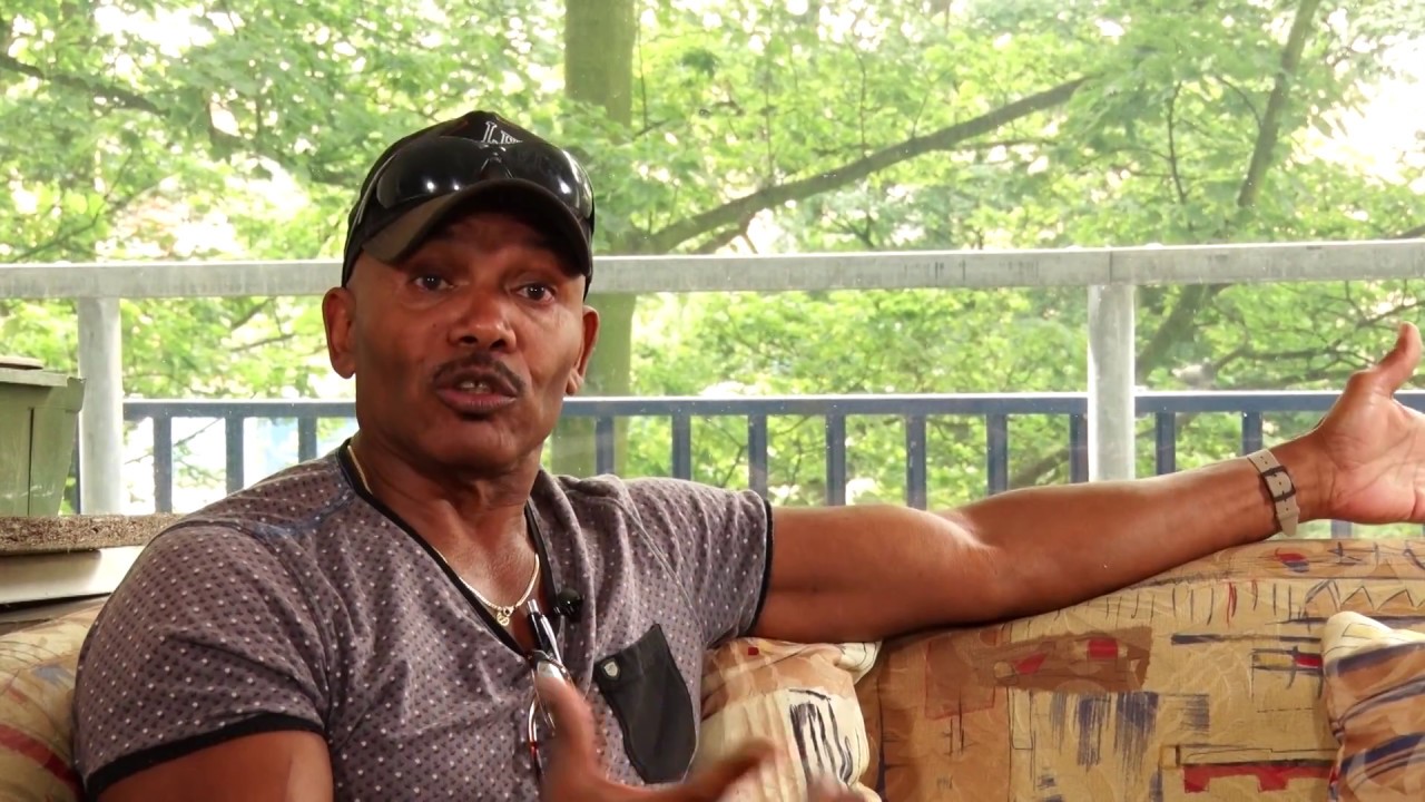 Docu 25 jaar na de Bijlmerramp: 'je wilde wel, maar je kon niet helpen'