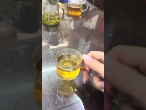 杭州の西湖近くのお茶市場４