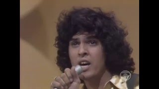 Sidney Magal canta no Globo de Ouro 1977