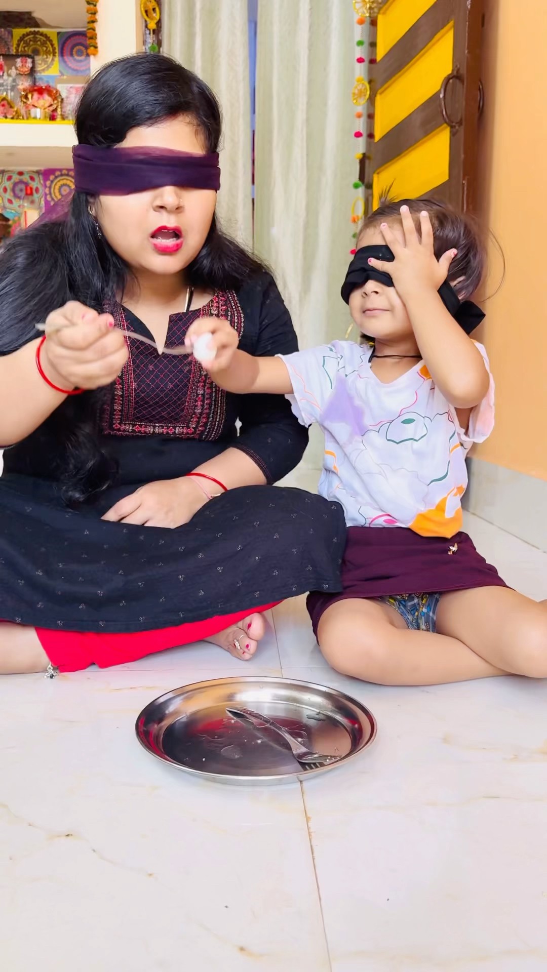Tooktook mummy such batao kisne rasulla chat kara?