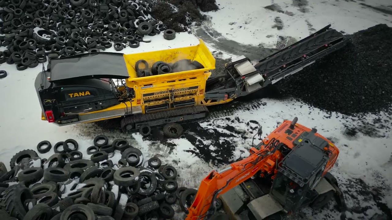 フィンランド製 超強力自走式一軸破砕機 Shark／Hammerheadシリーズ