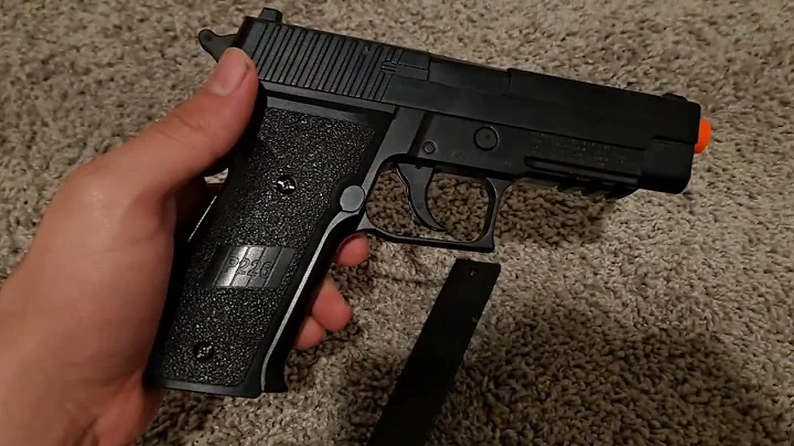 SIG SAUER P226 airsoft pistol