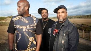 Video voorbeeld van "De La Soul - feat The Spirit Of The Wu - Get Away"