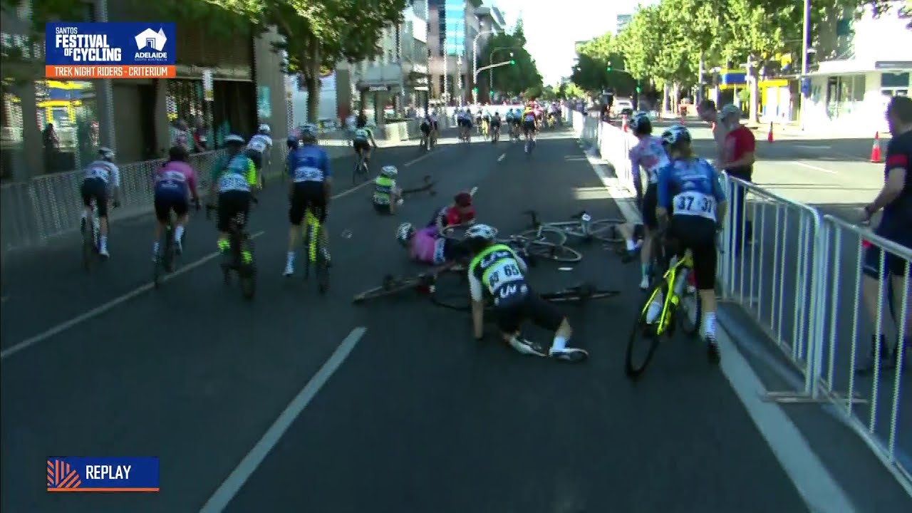 Womens Criterium Crash #1 Trek Night Riders Criterium Santos Festival Of Cycling 2022