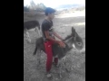 شوفي وليدك يا يما وين راه يروح يقرا 