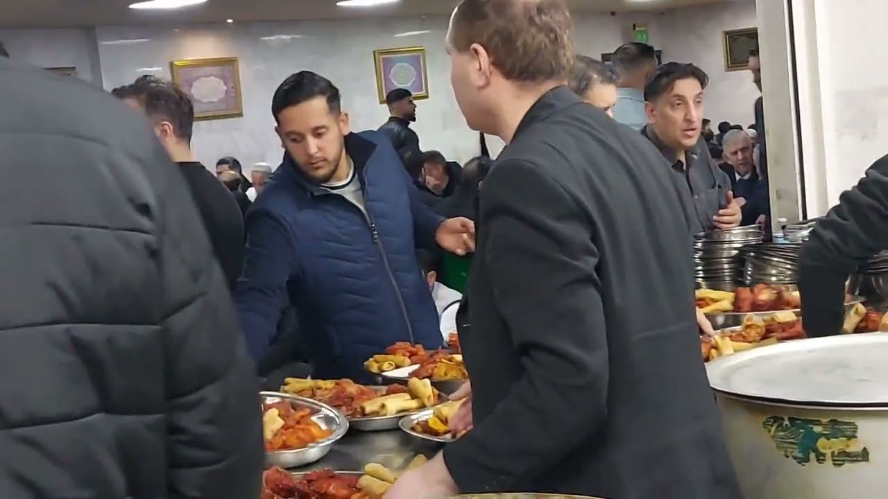 Iftari At Ghamkol Sharif Masjid Birmingham Grand Iftari In Birmingham Iftari At Ghamkol Sharif Masjid Birmingham Grand Iftari In Birmingham