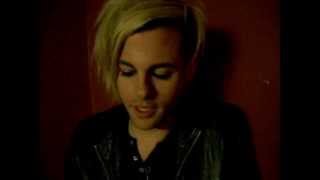 Tommy Joe Ratliff's message to a friend of mine at the time.