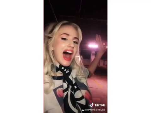 Nova Miller - Crazy Riff Challenge (TikTok)