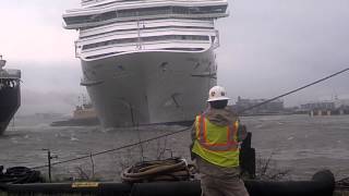 Carnival Triumph Cruise Ship Breaks Free