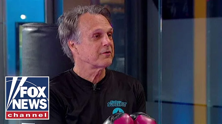 Kickboxing champion stops mugger in Florida