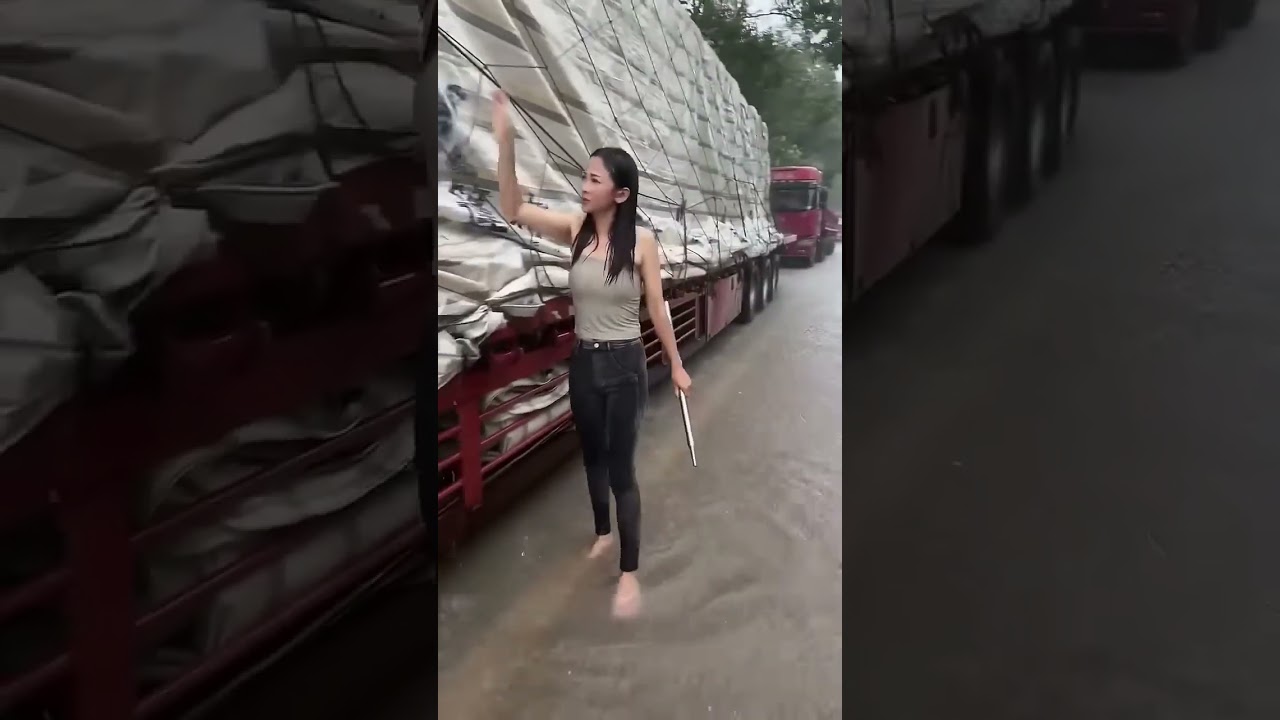 chaines girl # super# fast # lady # truck # driver # viral # video 