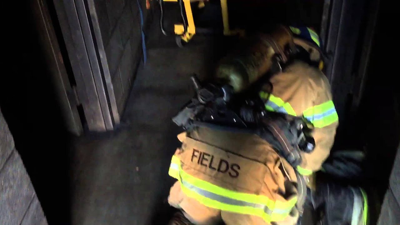 Dallas Fire-Rescue Explorers (Search and Rescue/Blindfolded Part 1 ...