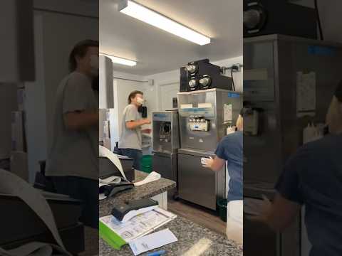 I Dare You To Watch The Whole Video Without Laughing #icecream
