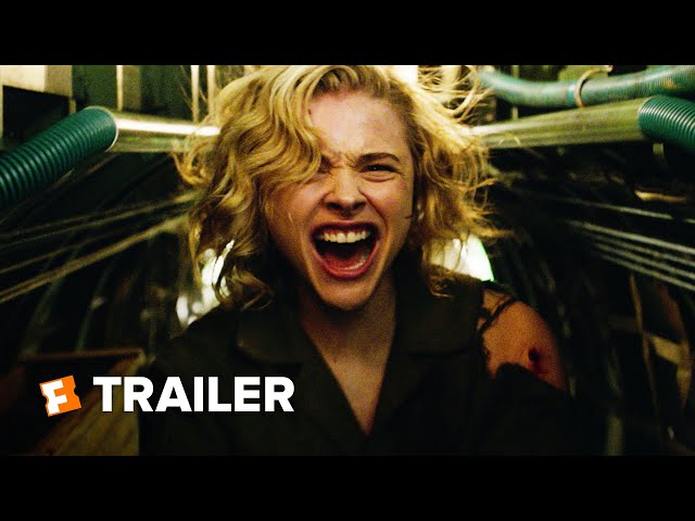 Shadow in the Cloud  Chloë Grace Moretz enfrenta Gremlin no primeiro  trailer - Canaltech